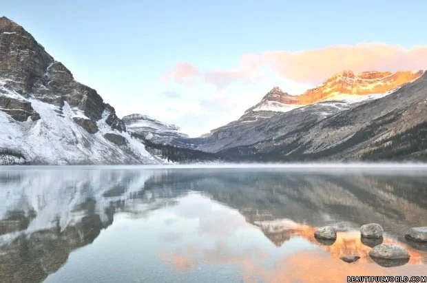 bow-lake-banff-at-sunrise