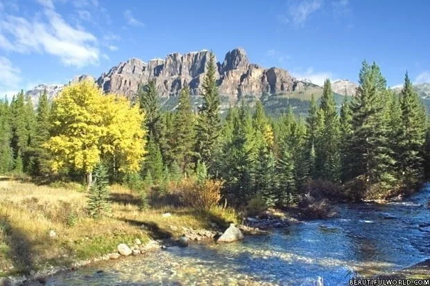 castle-mountain-alberta-canada