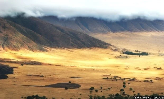ngorongoro-crater-at-sunrise