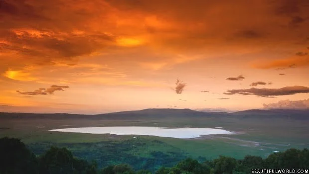 ngorongoro-crater-at-sunset