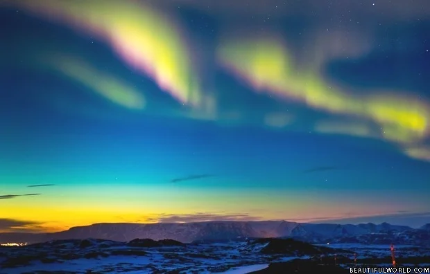 northern-lights-iceland
