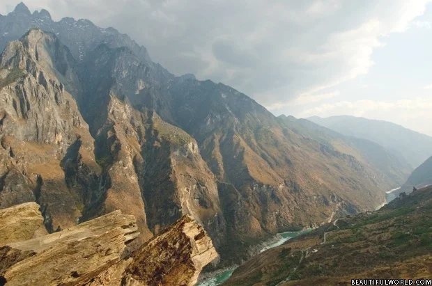 tiger-leaping-gorge-china
